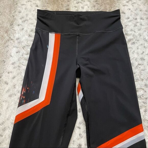 [s] [Short] Sweaty Betty Zero Gravity Full Length Legging Black w/Orange Zig Zag - Picture 6 of 11